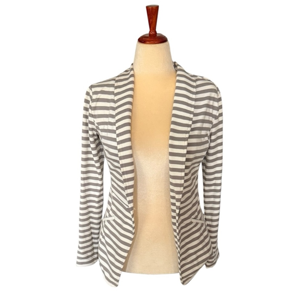 Caslon Women’s Gray White Striped Blazer Jacket Size Small Cotton - Picture 9 of 16